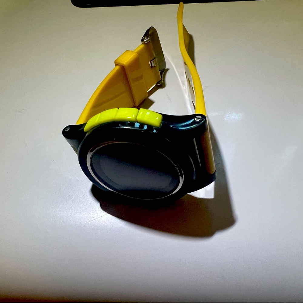 No Label watch. Yellow